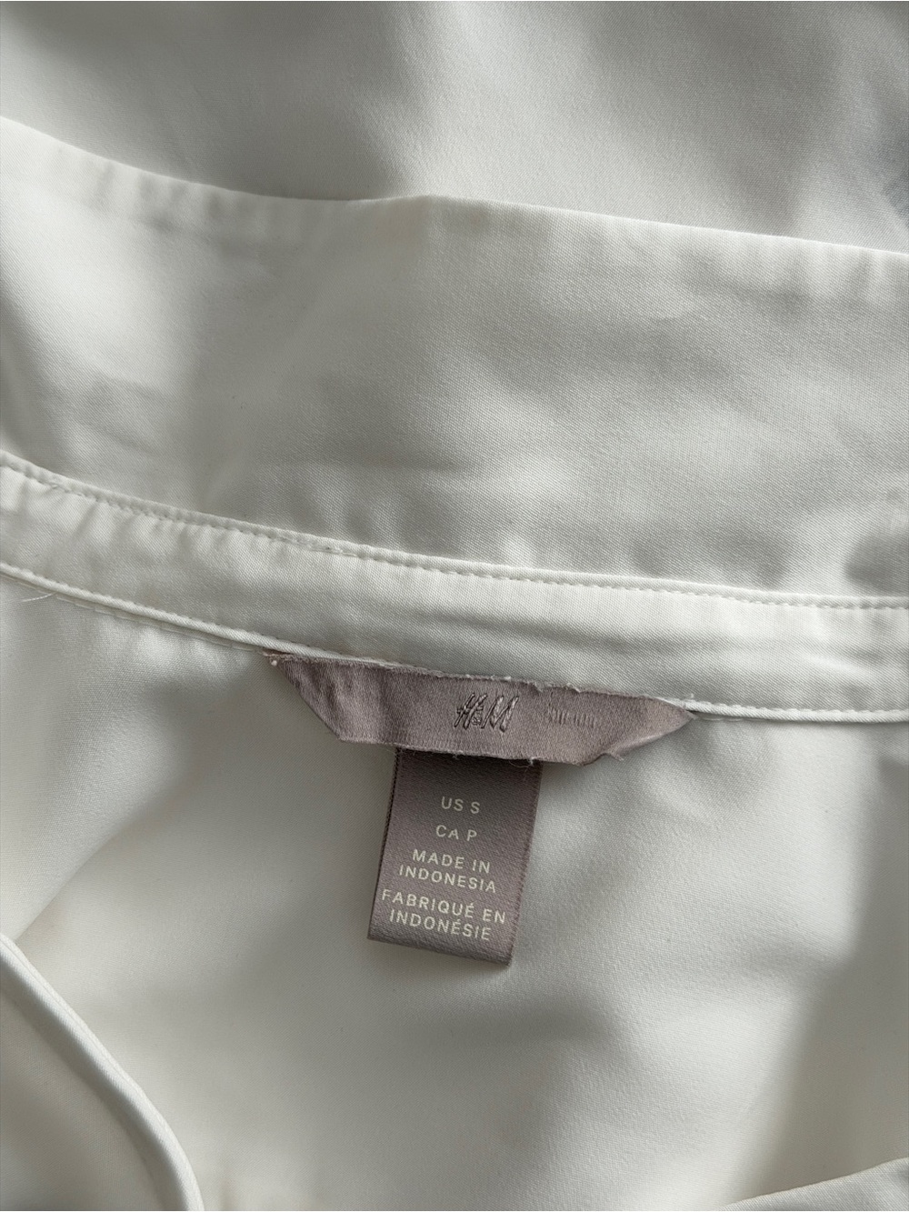 H&M | Button-Down Shirt - Picture 4 of 4